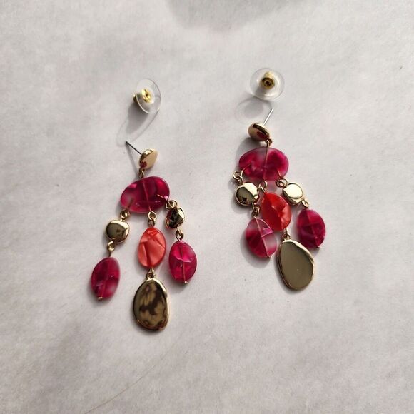 LYDELL NYC Chandelier NWT Magenta Red Gold Statement earrings Dangle - Picture 3 of 6